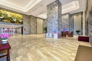 Lobby - Ramada Plaza Dongxing City Center (Fangchenggang)