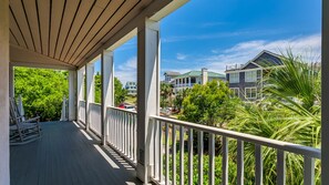 Property grounds - Beach House-Paradise with Screened Porches, decks, library, and wifi  Sunny Dunes (Georgetown)