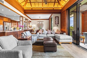 Télévision, lecteur de DVD, chaîne hi-fi