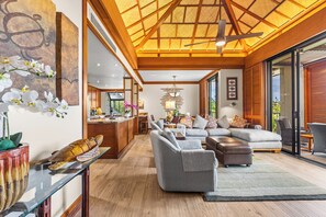 Televisor, reproductor de DVD i estèreo 