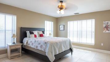 3 bedrooms, iron/ironing board, internet, bed sheets
