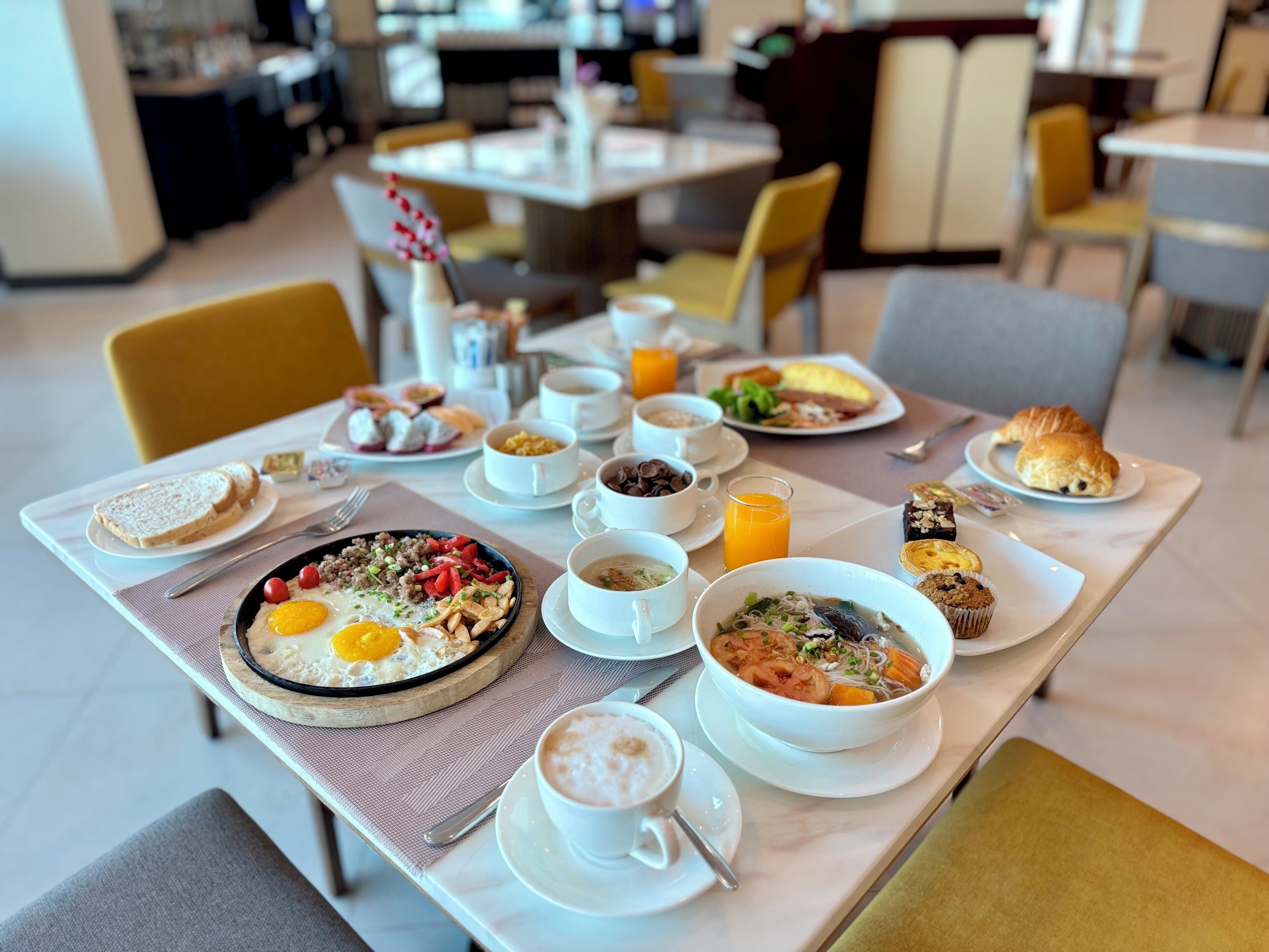 Dagelijks ontbijtbuffet (USD 12 per persoon)