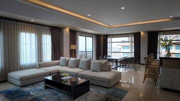 Premium bedding, minibar, in-room safe, individually furnished