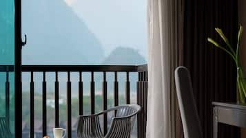 Premium bedding, minibar, in-room safe, individually furnished