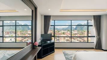 Premium bedding, minibar, in-room safe, individually furnished