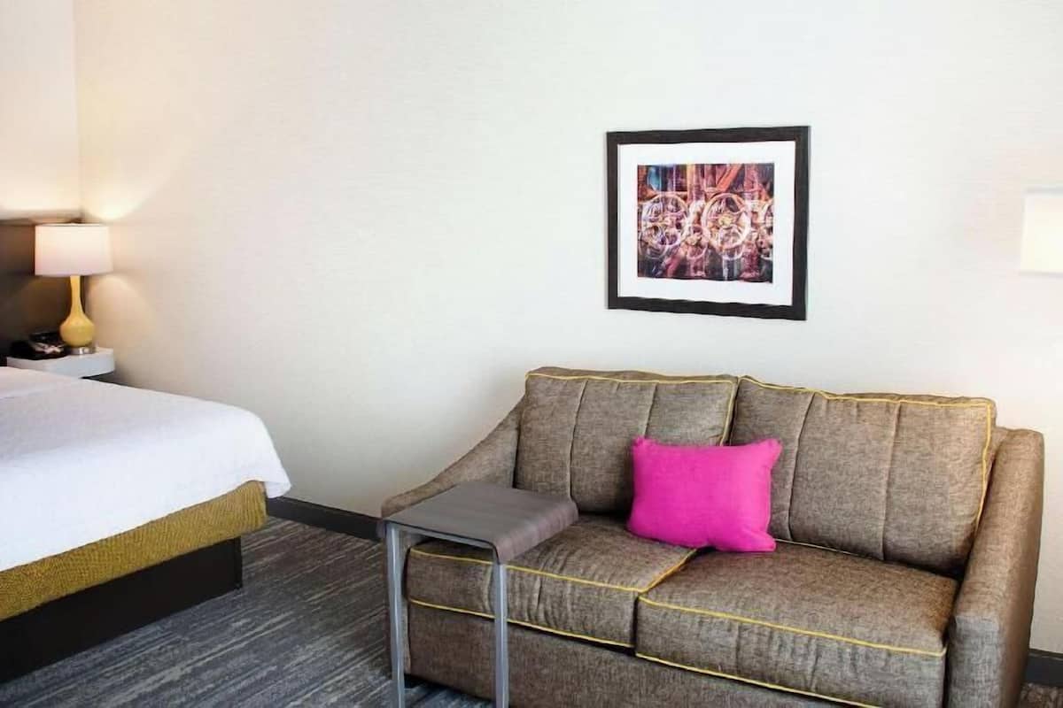 In-room safe, desk, cots/infant beds, free WiFi