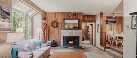 Fireplace, DVD player, ping pong