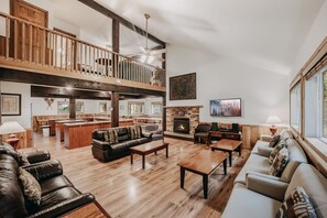 Fireplace, DVD player