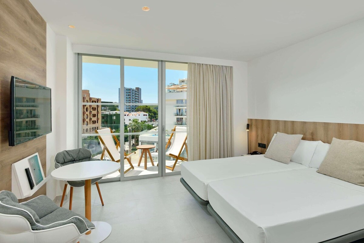 Sábanas de algodón egipcio, ropa de cama de alta calidad y minibar 