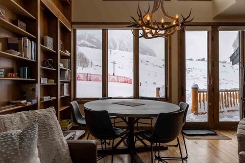 Luxury SKI IN/SKI OUT! Ski Locker, Close to West Wall Lift