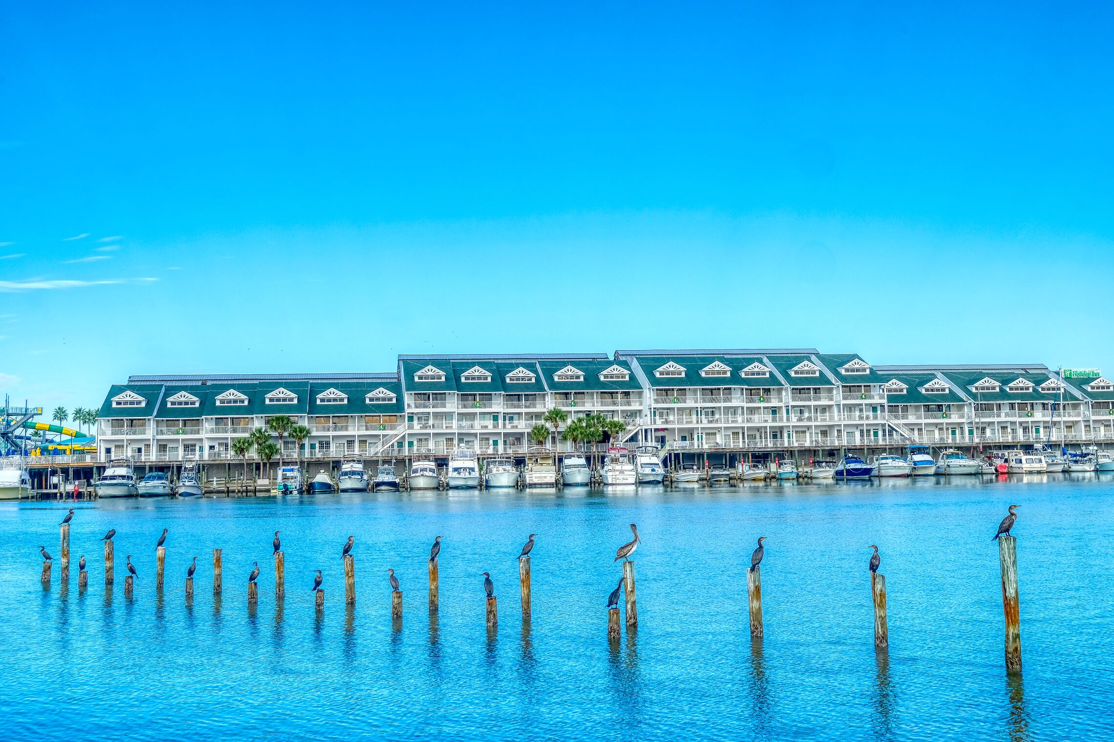 2 Bedroom /2 Bath  newly furnished, garage, pool & view of Intracoastal