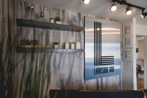 Check-in-/Check-out-Schalter