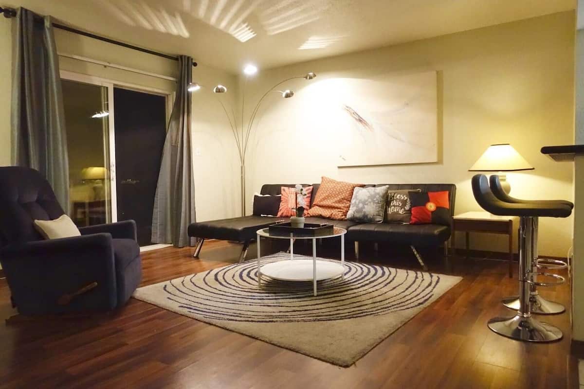 Comfort Suite, 3 Bedrooms, Kitchen, Mountain View