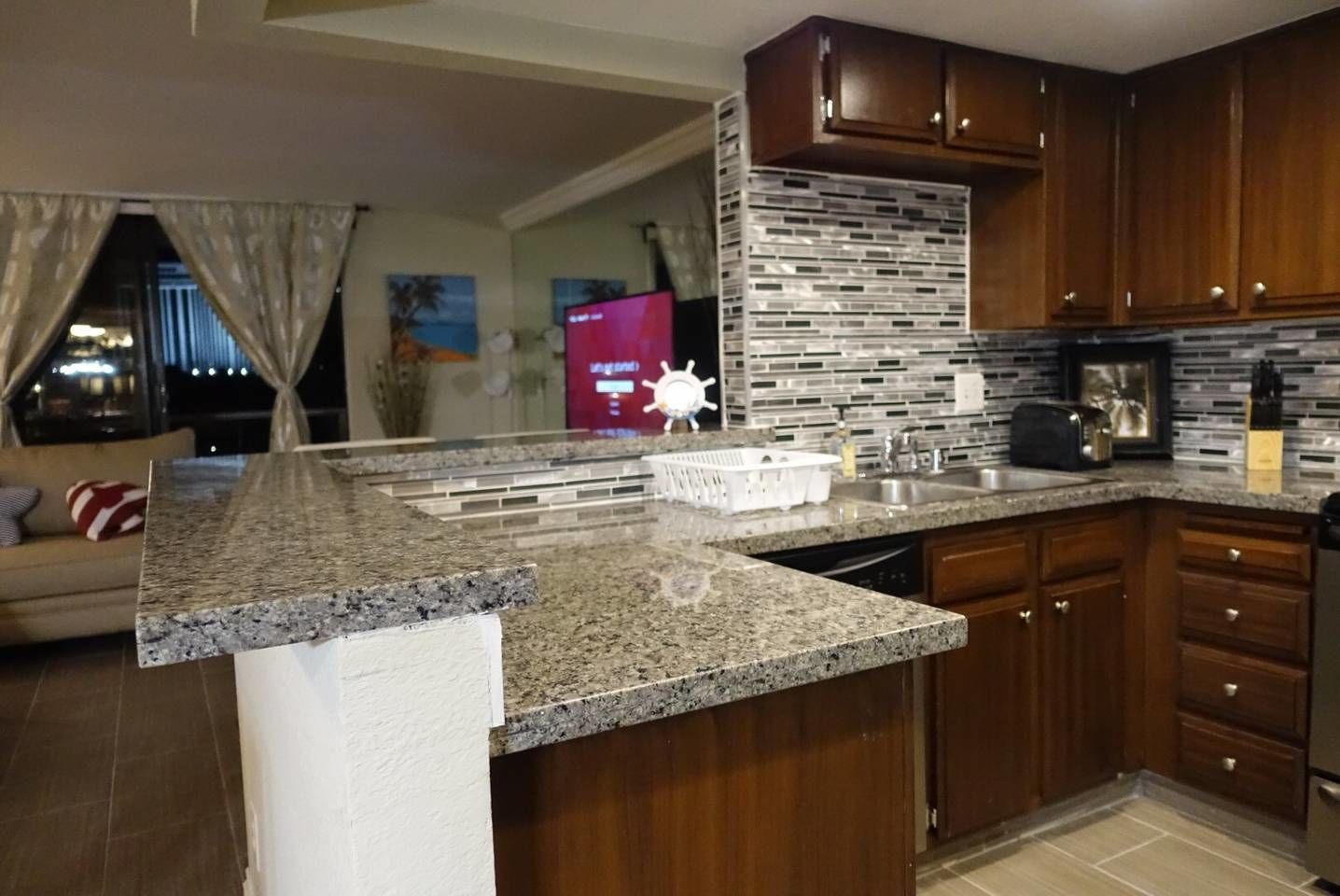 Suite Comfort, 5 kamar tidur, dapur, pemandangan gunung | Dapur pribadi | Lemari es besar, microwave (berdasarkan permintaan), oven, dan kompor