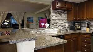 Suite Confort, 5 habitaciones, cocina, vista a la montaña | Cocina privada