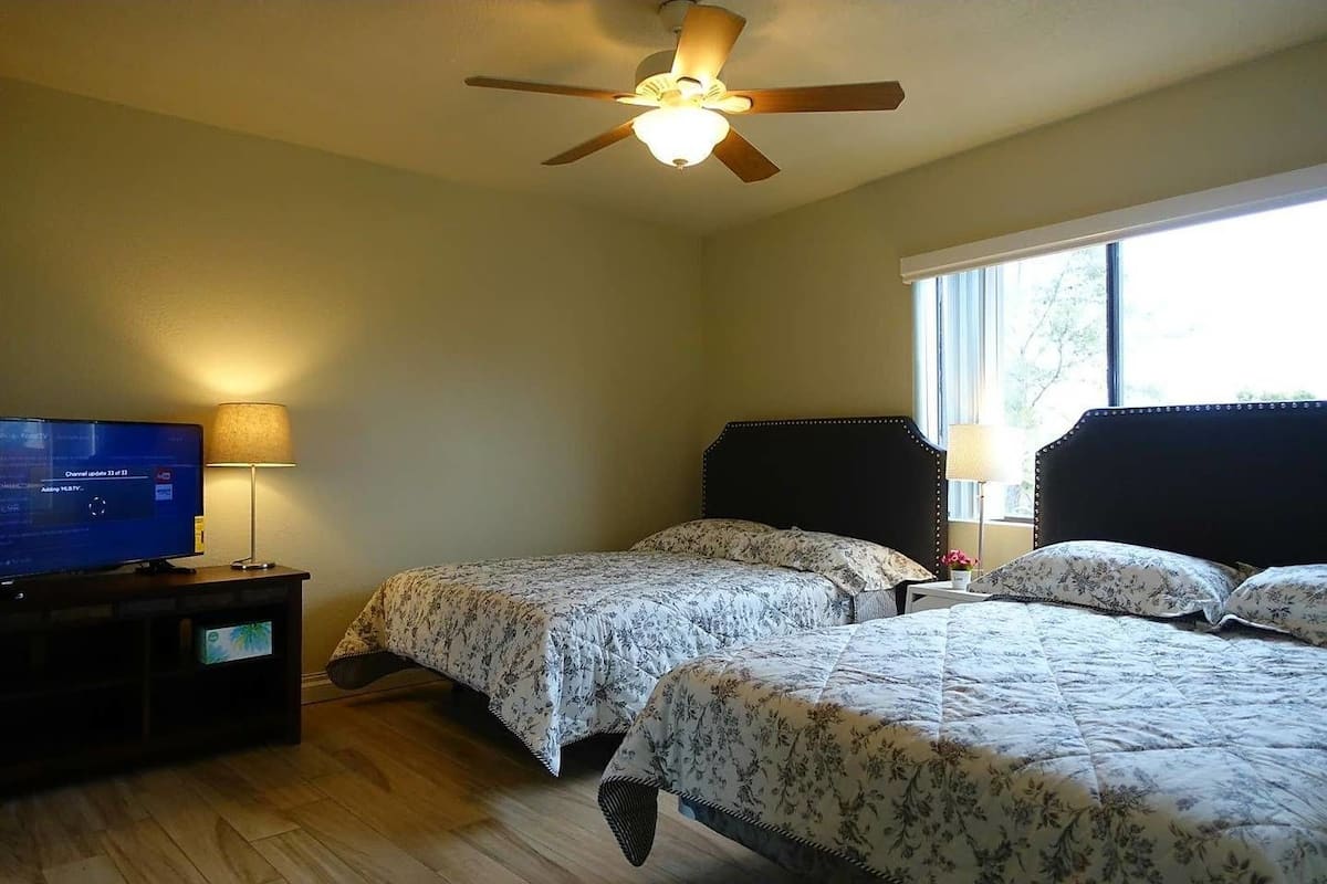 1 bedroom, desk, iron/ironing board, free WiFi