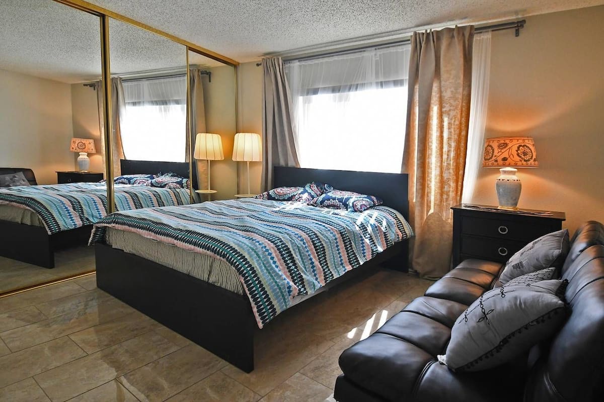 Comfort Suite, 3 Bedrooms, Kitchen, Mountain View