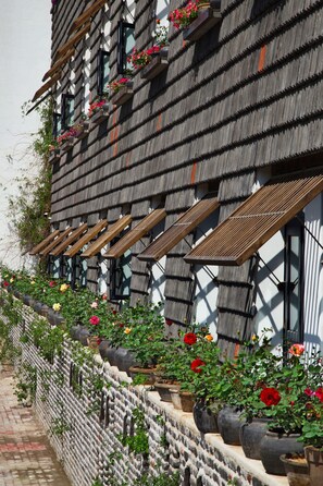 Front of property - LuoyangYuShe Boutique Hotel (Luoyang)