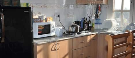 Apartment, Balcony | Private kitchen