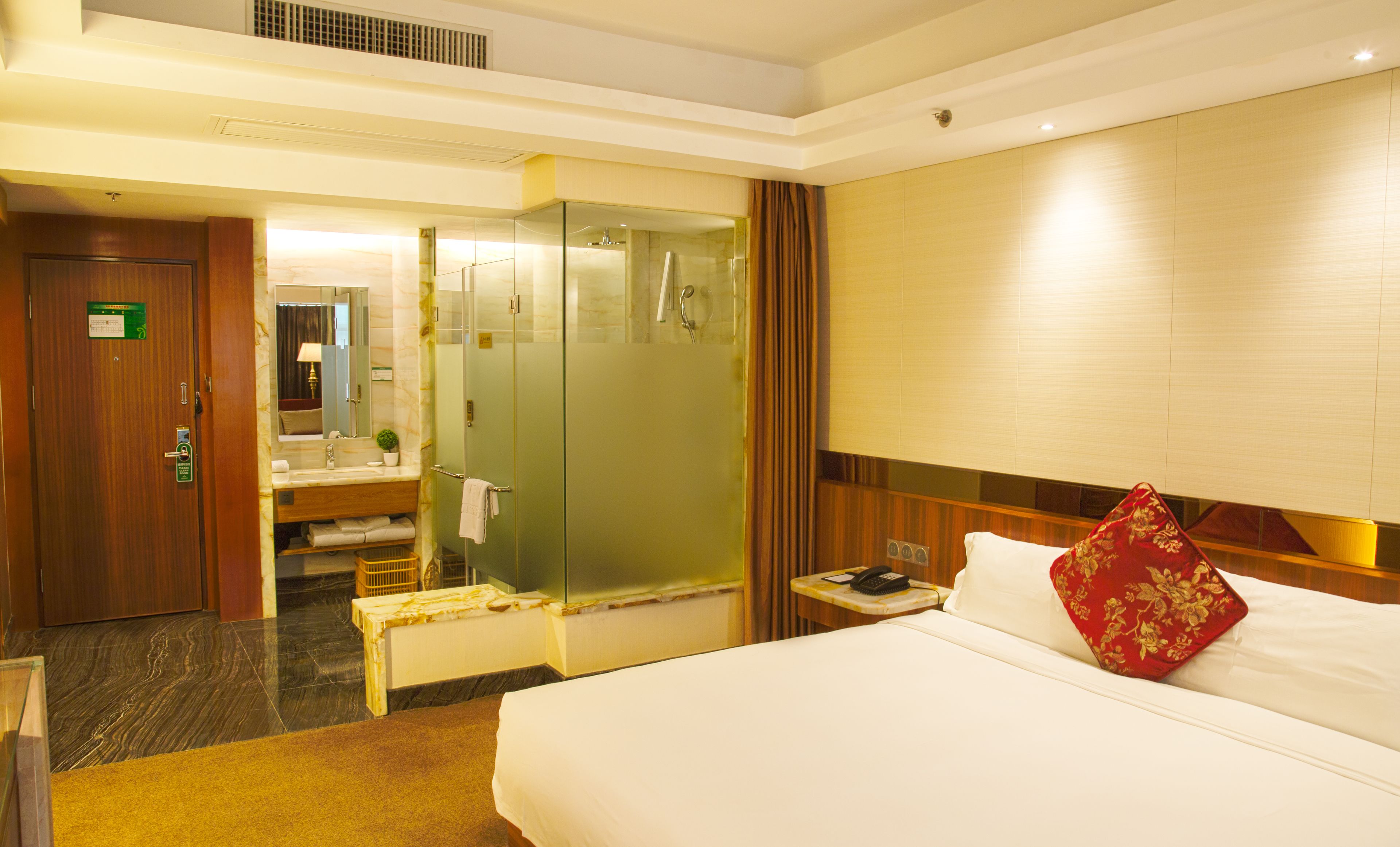 商務大床房 | 書桌、免費 Wi-Fi