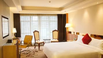 Business Room, 1 King Bed | Desk, free WiFi