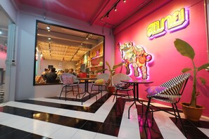 ロビー応接スペース