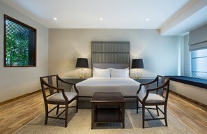 ملاءات من القطن المصري وخزنة داخل الغرفة ومكواة/لوح كي وواي فاي مجانًا