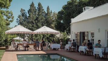 Frokostbuffé er inkludert hver dag