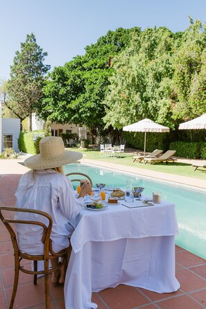 Petit déjeuner buffet compris tous les jours