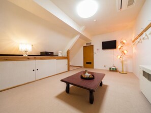 In-room safe, free WiFi - Petit Hotel P-Bow (Hakuba)