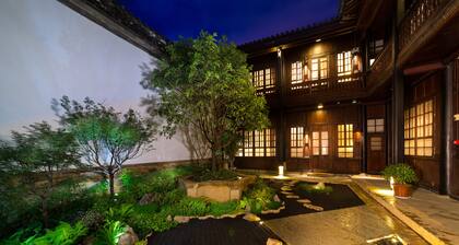 Silver Chest Boutique Hotel