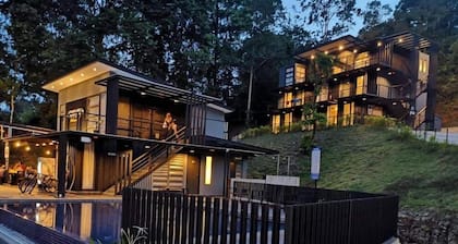 Casa Hill Resort