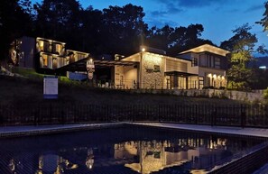Outdoor pool - Casa Hill Resort (Sungai Lembing)