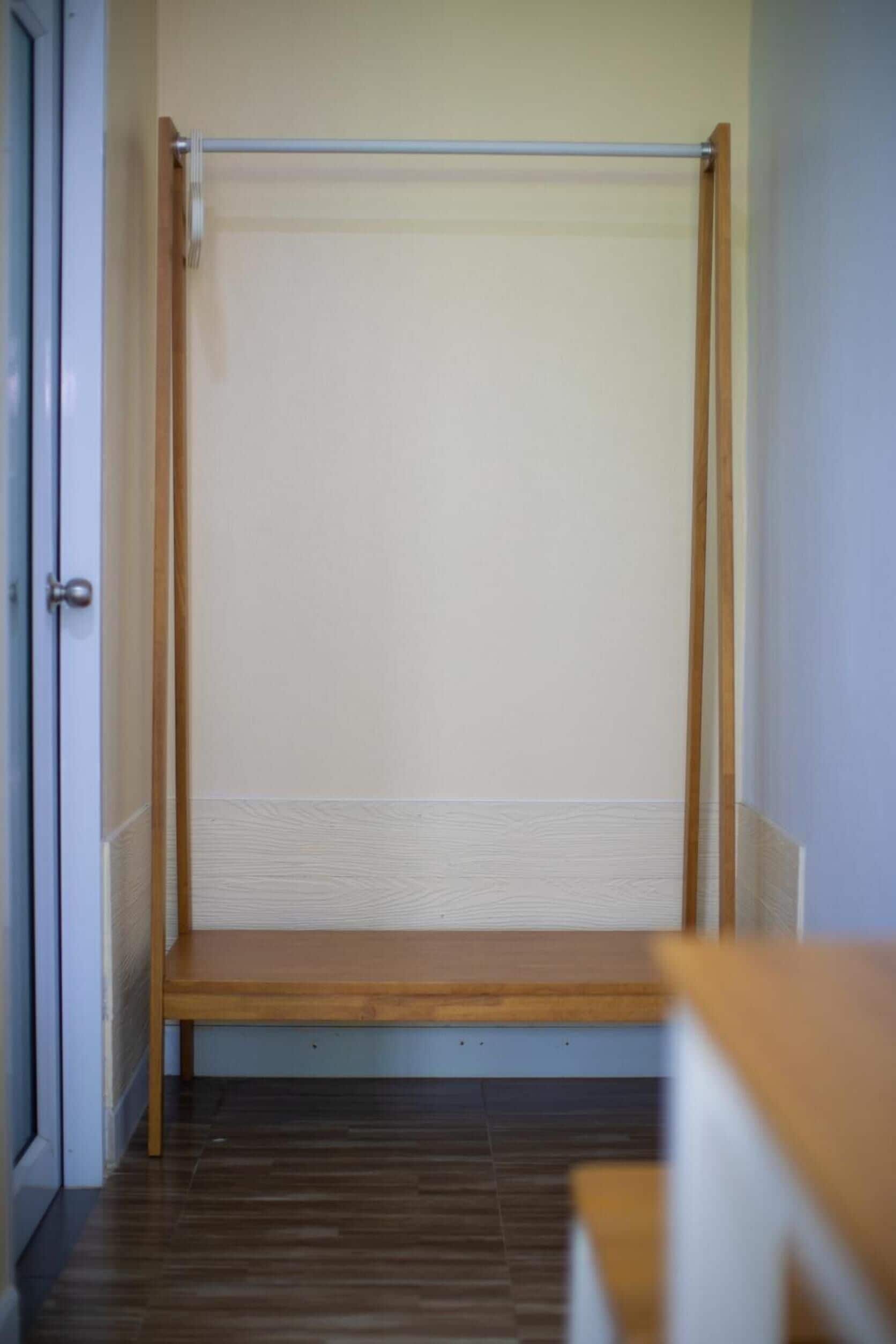 blackout curtains, free wifi