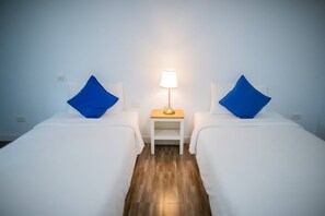 Standard Twin Room | Blackout drapes, free WiFi - Blue Shore Cottage (Sikao)
