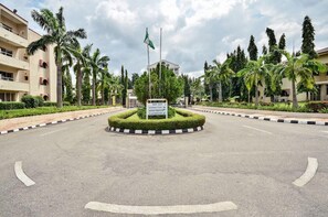 Property grounds - Peniel Apartment (Abuja)