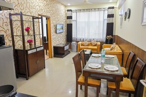 Garden Suite | Dining room - Imperial Apartments Gurugram (Gurugram)