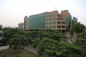 Terrace/patio - Imperial Apartments Gurugram (Gurugram)