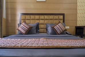 1 bedroom, Egyptian cotton sheets, premium bedding, down duvets - Imperial Apartments Gurugram (Gurugram)