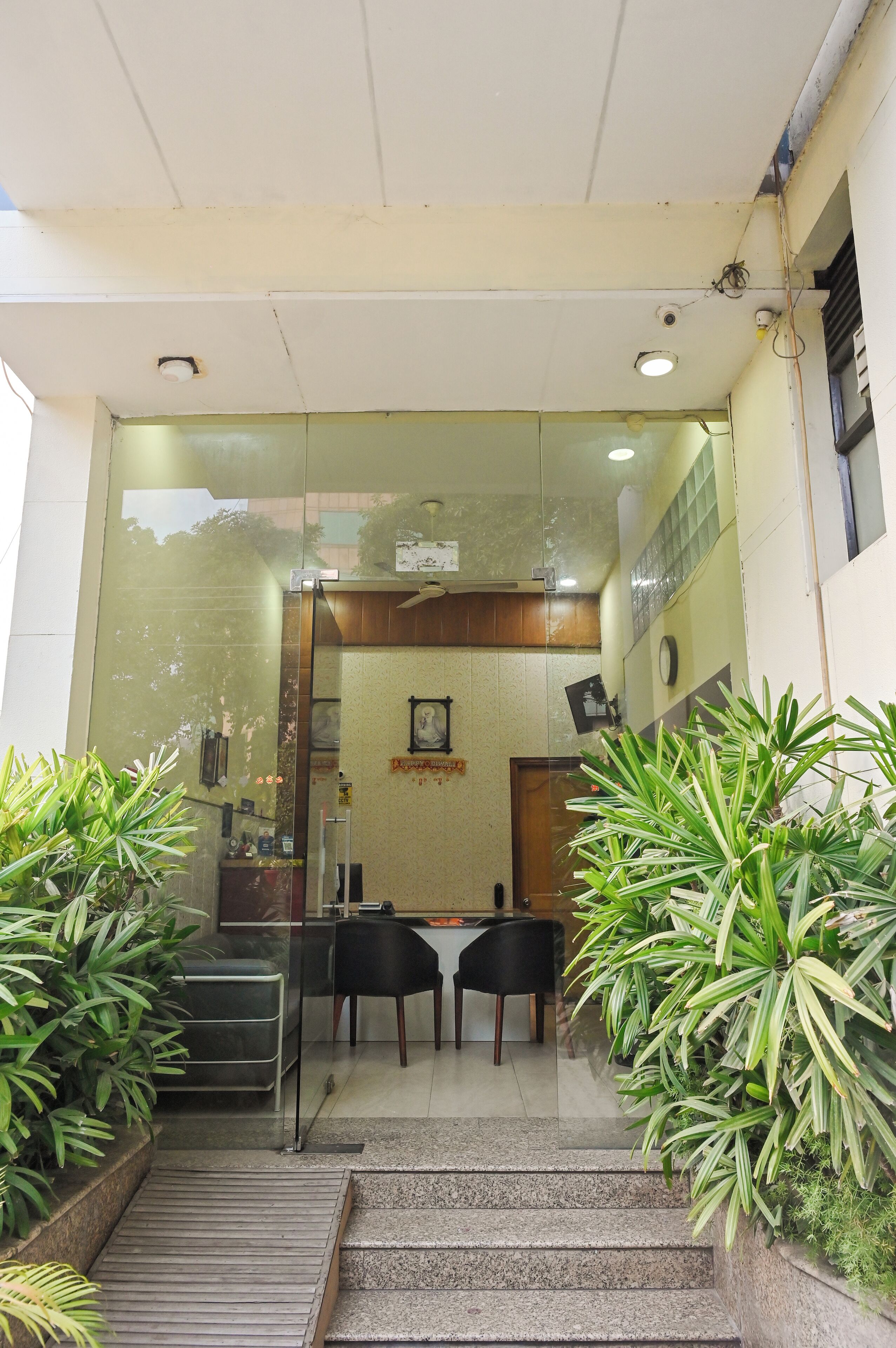 숙박 시설 입구