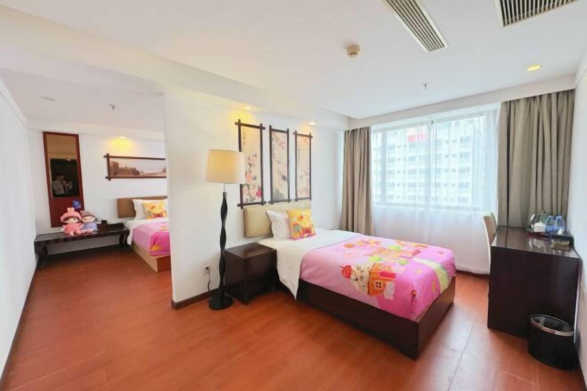 In-room safe, blackout curtains, soundproofing, free WiFi