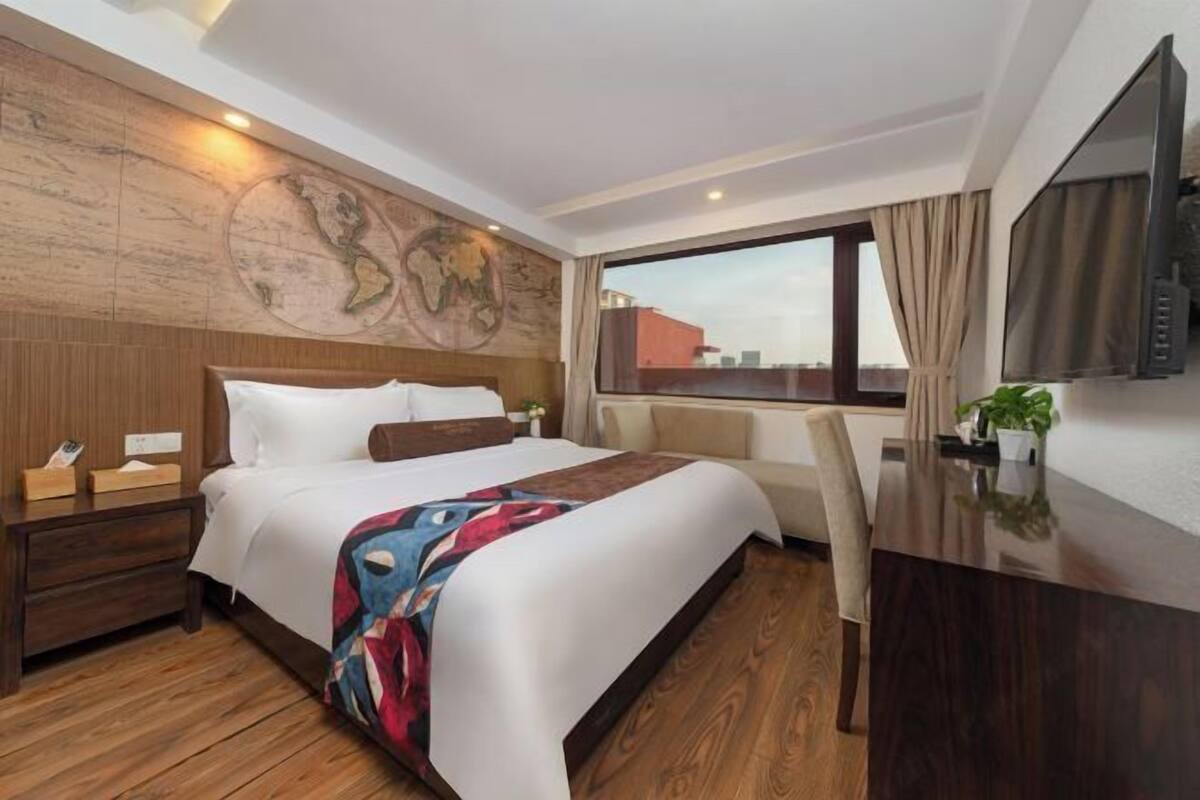 In-room safe, blackout curtains, soundproofing, free WiFi