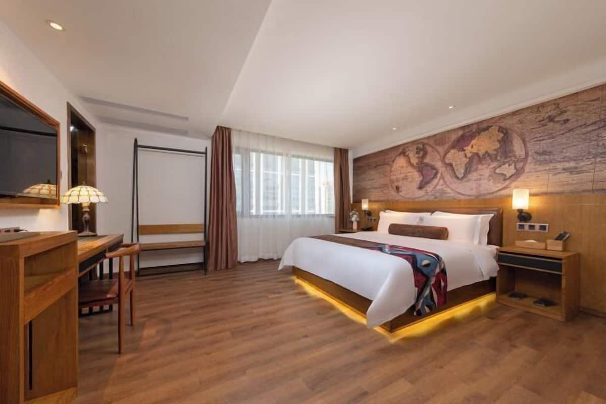 In-room safe, blackout curtains, soundproofing, free WiFi