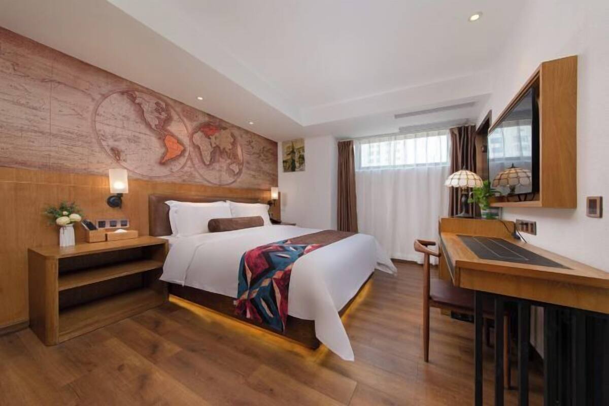 In-room safe, blackout curtains, soundproofing, free WiFi