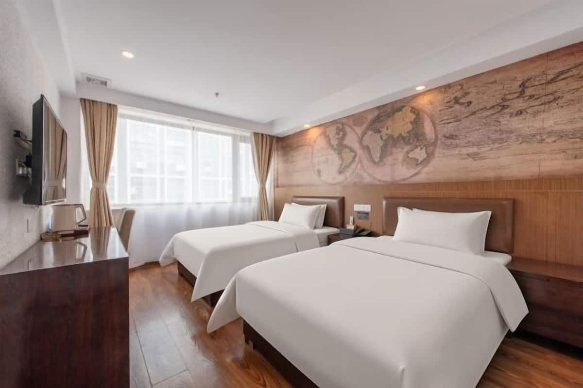 In-room safe, blackout drapes, soundproofing, free WiFi