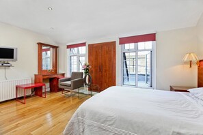 Classic Studio, 1 Double Bed - Baker Street Suites (London)