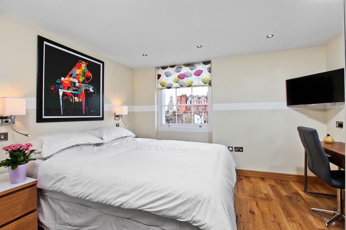 1 bedroom, blackout curtains, iron/ironing board, free WiFi