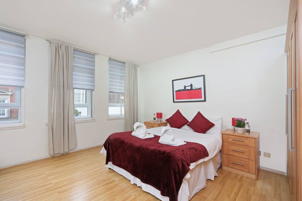 1 bedroom, blackout curtains, iron/ironing board, free WiFi