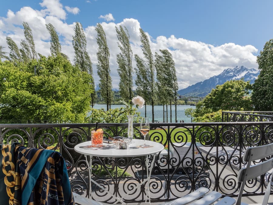 Habitación Signature doble, baño compartido, vistas al lago | Escritorio, wifi gratis, ropa de cama