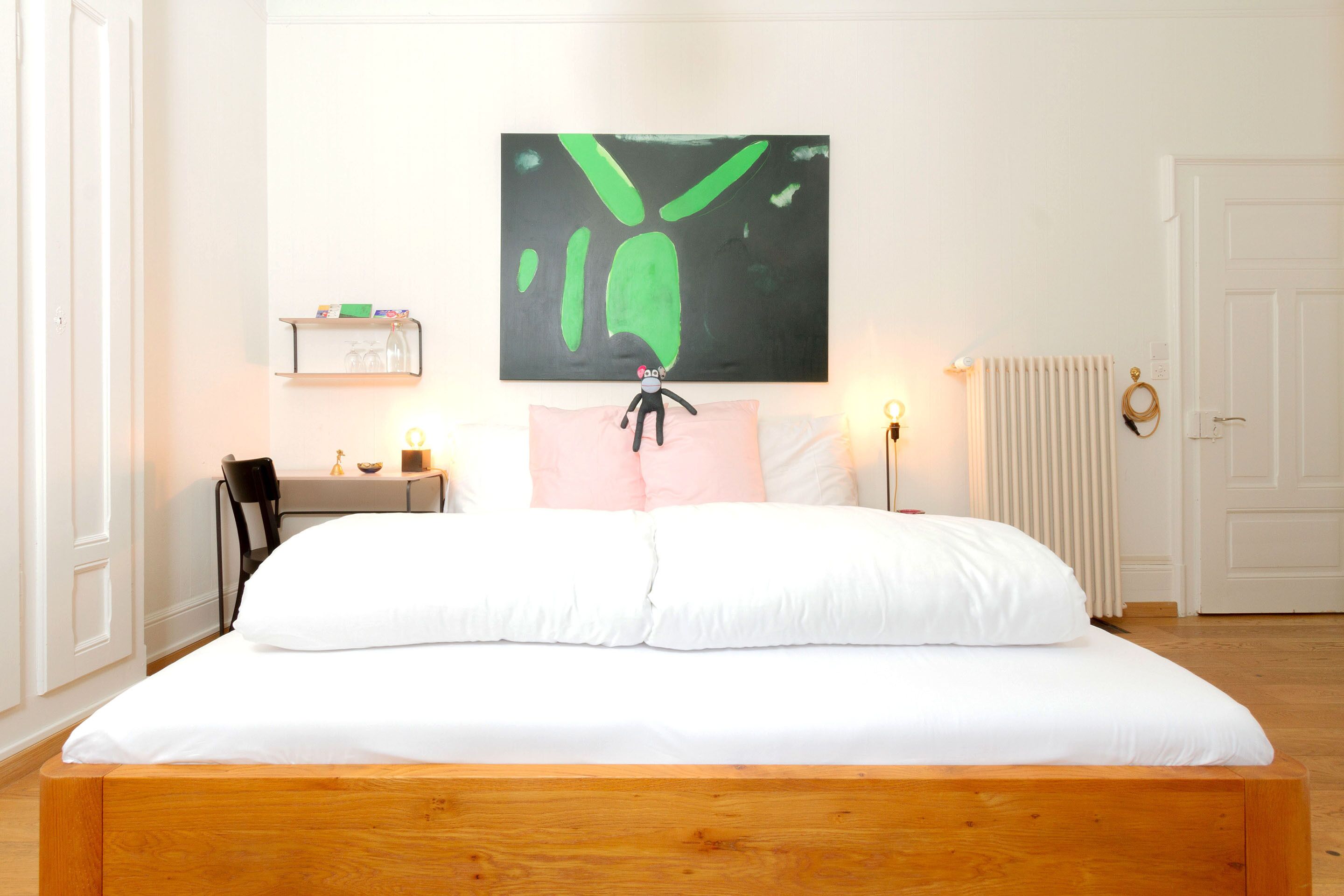 standard double room, 1 queen bed | desk, free wifi, bed sheets